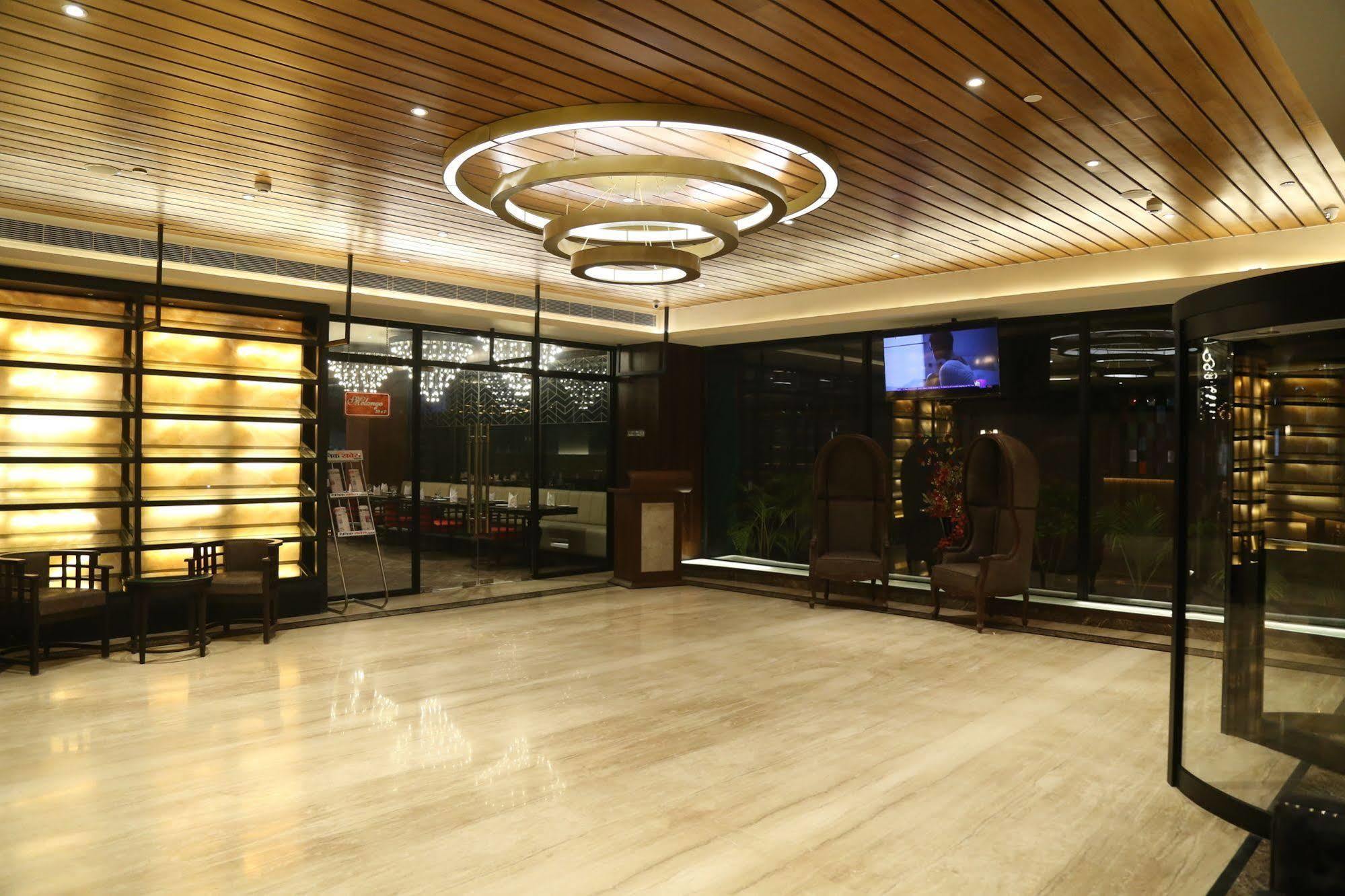 Ramada Encore ג'לנדהר מראה חיצוני תמונה